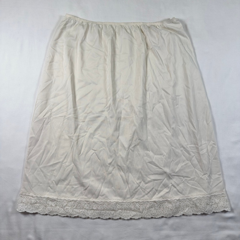 Vintage SEARS White Nylon Maxi Slip Large‎ 30-32 The Doesn't Slip  Lace Trim USA